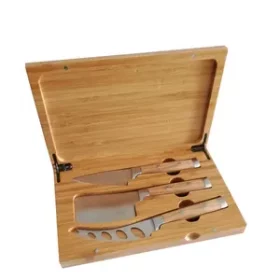 Premium Holzbox mit Namensgravur – Stilvolle Box für Erinnerungsstücke