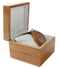 Exklusive Holzbox personalisieren lassen – Edles Präsent für Geschäftspartner