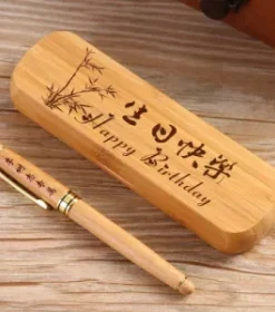 Hochwertige Holzbox aus Naturholz – Personalisierte Aufbewahrung für Schmuck