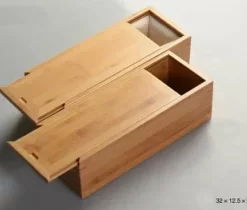 Premium Holzbox mit Namensgravur – Elegante Box für persönliche Andenken