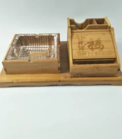 Handgemachte Holzbox personalisiert – Holzbox mit personalisiertem Design