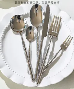 Esslöffel mit Gravur in Schwarz