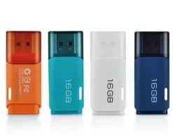 Stilvoller USB Speicher aus Metall mit Schlüsselanhänger