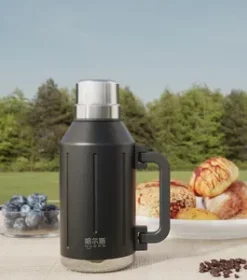 Hochwertige Edelstahl-Trinkflasche personalisieren lassen – Nachhaltige Alternative zu Plastikflaschen