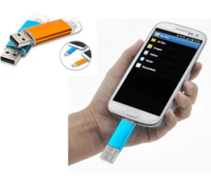 Moderner USB Drive gebürstetes Metall mit Logo