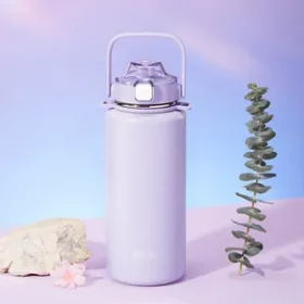 Praktische Edelstahl-Wasserflasche mit Wunschgravur – Ideal für Reisen, Outdoor und Camping