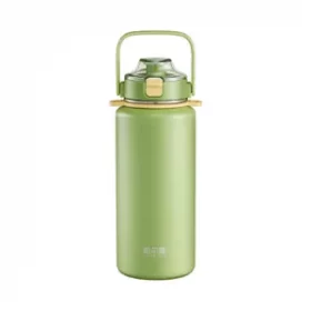 Personalisierte Edelstahl-Wasserflasche mit Gravur – Perfekt für Sport und Fitness