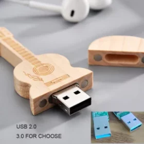 USB-Sticks aus Holz mit Lasergravur