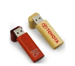 USB-Sticks aus Holz als Werbegeschenk