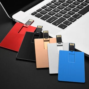 USB-Stick im Kreditkartenformat.