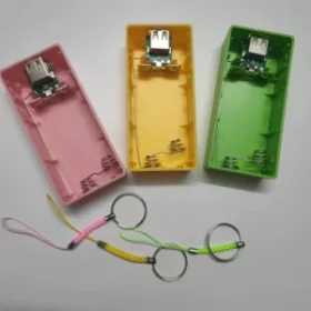 Robuste Powerbanks aus Aluminium mit präziser Lasergravur