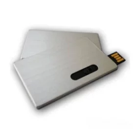USB-Kreditkarte mit Firmenlogo und edler Gravur – ideal als Kundengeschenk