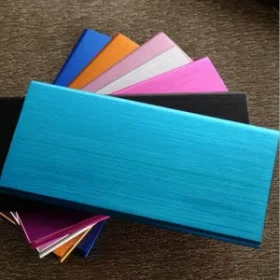 Kompakte Powerbanks mit Gravur als ideales Giveaway für Marketingkampagnen
