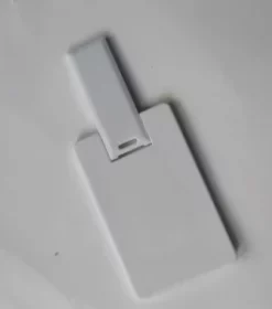 Stilvoller USB-Stick im Kreditkartenformat mit beidseitiger Personalisierung