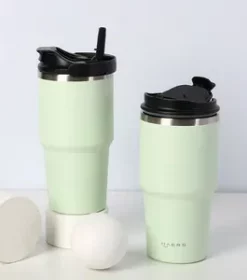 Thermobechern mit individueller Gravur als einzigartiges Geschenk für Freunde und Familie