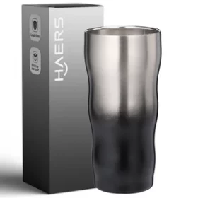 Exklusive Thermobecher mit dem Firmennamen und Slogan als einzigartiges Branding-Tool