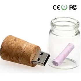 USB-Stick aus Holz mit personalisiertem Namen oder Logo – Perfekt für Fotografen und Unternehmen