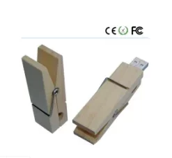 USB-Stick aus Holz mit dem Namen oder Slogan Ihres Unternehmens