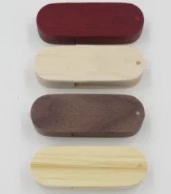 USB-Sticks aus Holz mit Lasergravur für eine dauerhafte und exklusive Veredelung