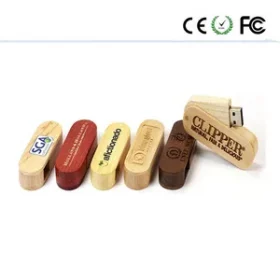 Personalisierte USB-Sticks aus Holz mit Deckel – Die perfekte Kombination aus Natur und Technik