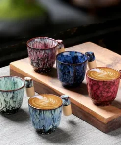 Schwarze Tasse mit Logo-Lasergravur