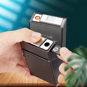 Klassisches Etui mit Gravur