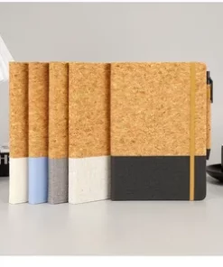 Kreatives Notizbuch aus Holz – Werbegeschenk mit Logo