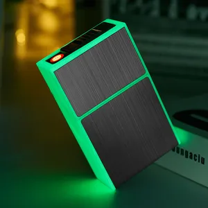 Schwarzes Etui mit Gravur