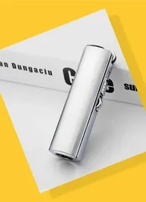 Graviertes Metallfeuerzeug