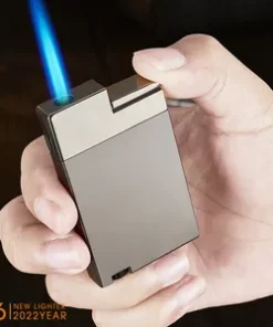 Klassisches Gasfeuerzeug graviert