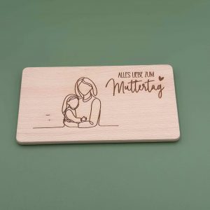 Das personalisierte Frühstücksbrettchen aus Holz – Einzigartige Geschenkidee mit Gravur, Muttertaggeschenk