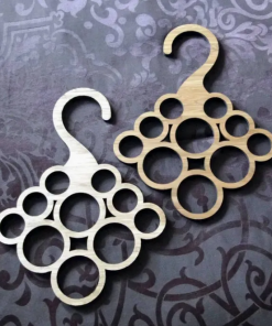 Eleganter Schal-Organizer aus Holz – Stilvolle Ordnung für Ihre Accessoires