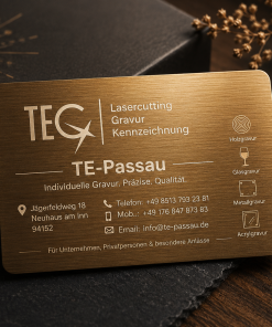 Metall-Visitenkarte 86 × 54 mm aus goldenem Aluminium, gebürstet, 0,8 mm, bei der Gravur erscheinen die Buchstaben in weißer Farbe, leer, für Lasergravur.
