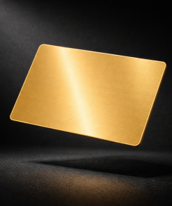 Metall-Visitenkarte 86 × 54 mm aus goldenem Aluminium, gebürstet, 0,8 mm, bei der Gravur erscheinen die Buchstaben in weißer Farbe, leer, für Lasergravur.